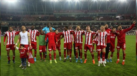 Rakipleri Sivasspor'a alt
