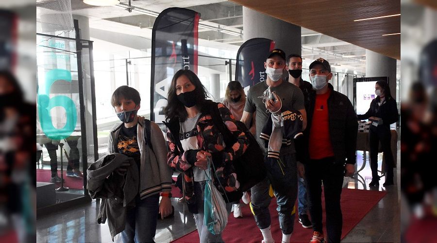 Rus turistler sezonu a�t�