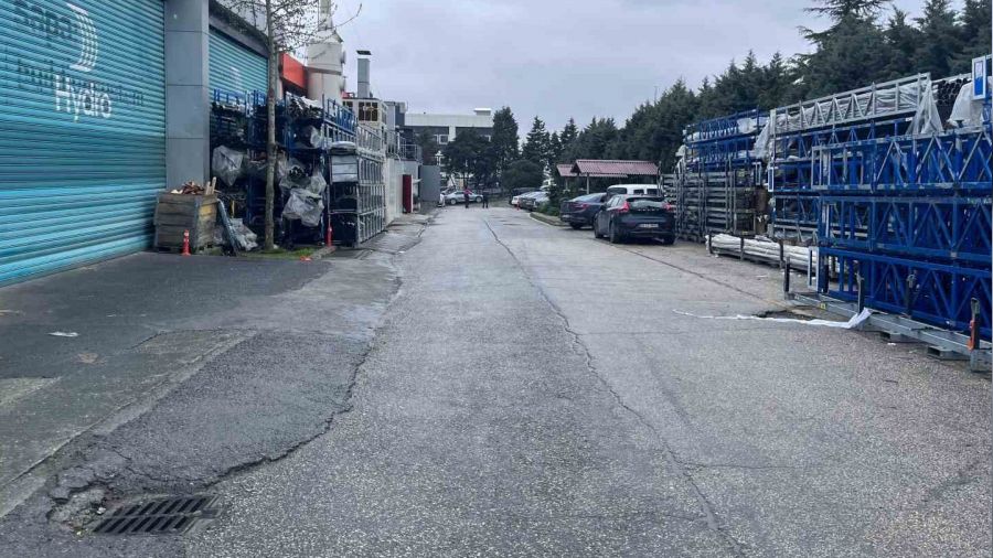 Sanayi sitesinde kimyasal reaksiyon sonucunda 11 işçi zehirlendi