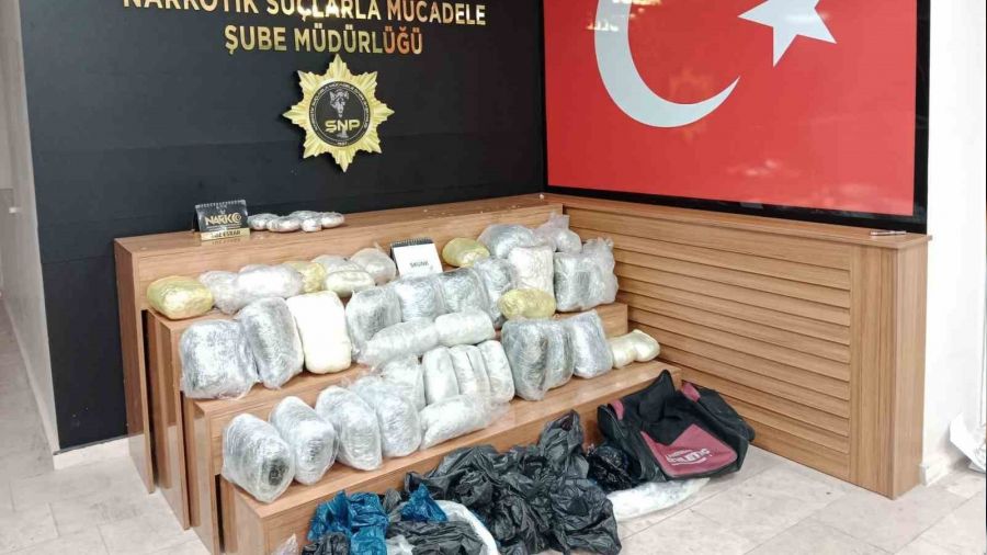 �anl�urfa'da 48 kilo uyu�turucu ele ge�irildi