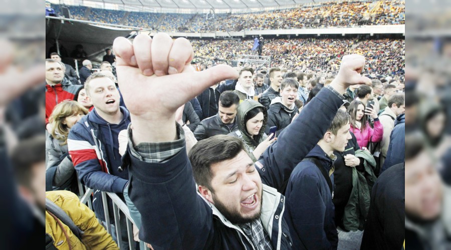Se�im �ncesi statta kap��t�lar