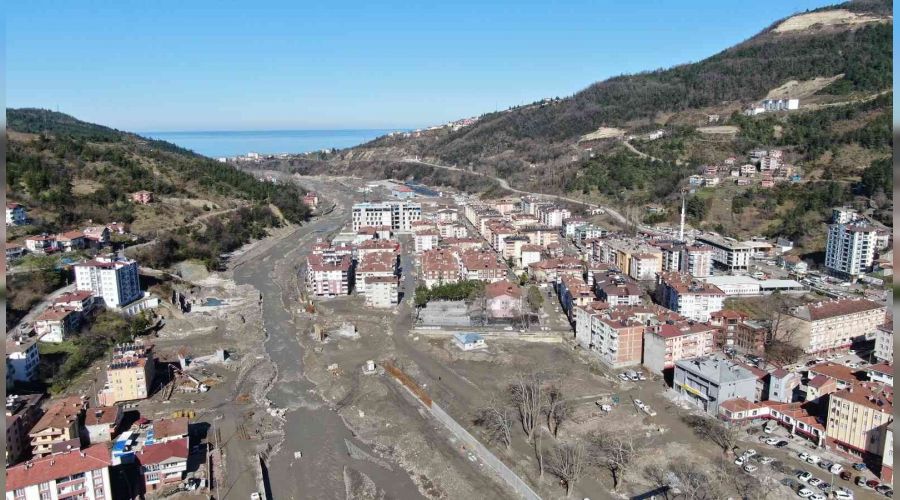 Selde kaybolan 8 ki�i 6 ayd�r aran�yor