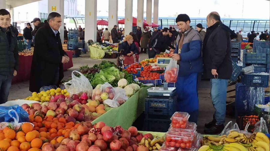 Semt pazarlarında fiyatlar düştü