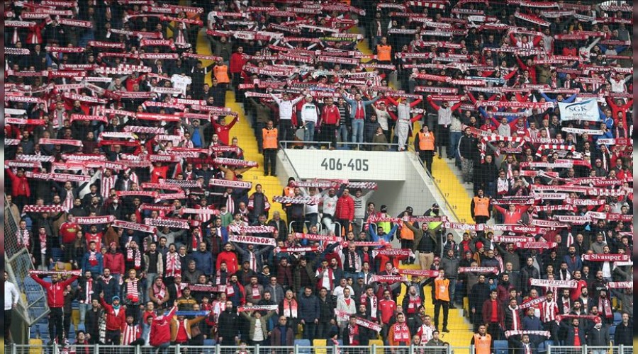 Seyirci ortalaması 14 bine yaklaştı