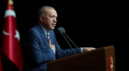 Sığınmacılara yine arka çıktı