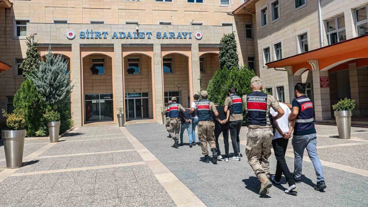 Siirt'te 170 kilo esrar ele ge�irildi