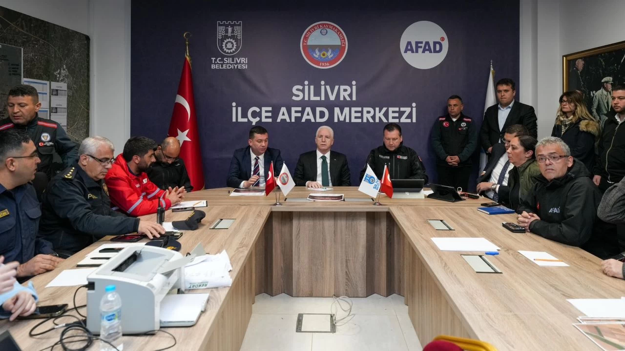 Silivri ve Büyükçekmece'de deprem toplantısı yapıldı