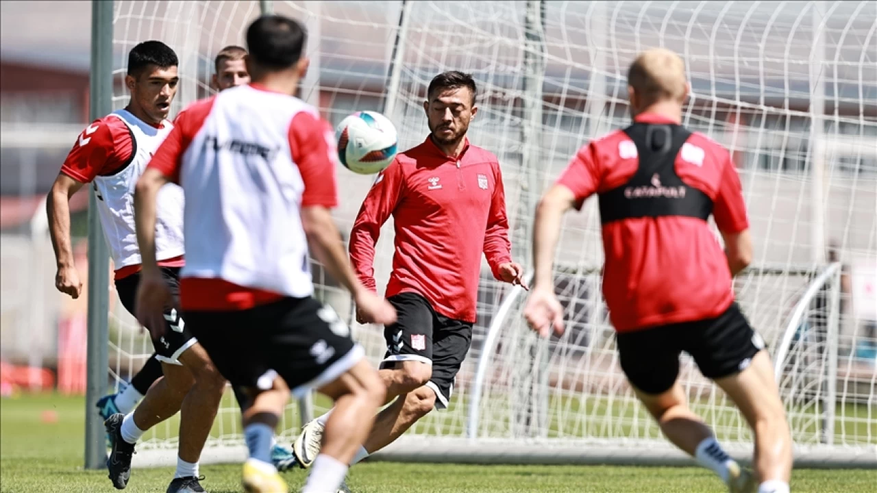 Sivasspor Kayserispor deplasman�nda