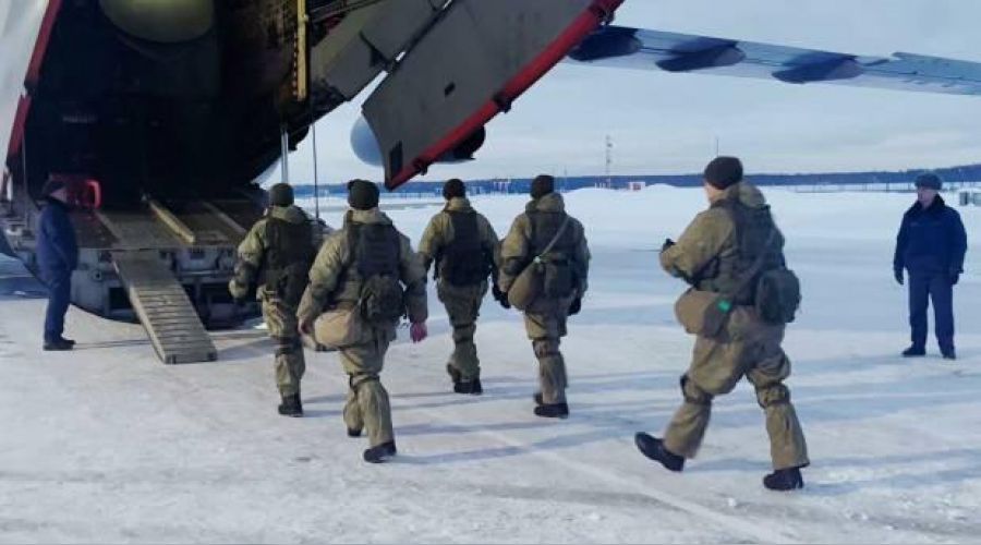 Son Rus askeri de Kazakistan'dan �ekildi