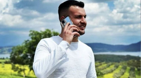 Sözleşmeli er kaza kurşunuyla şehit oldu
