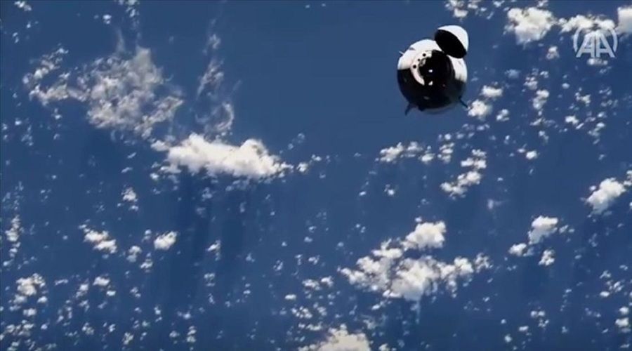 SpaceX kaps�l� 199 g�n�n ard�ndan Meksika K�rfezi�ne indi