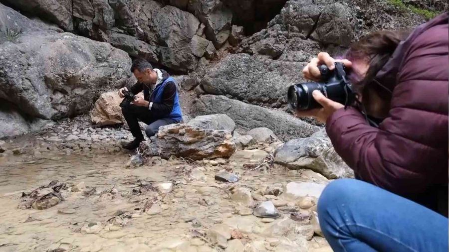 Spil Dağı'nın saklı kanyonu ilgi odağı