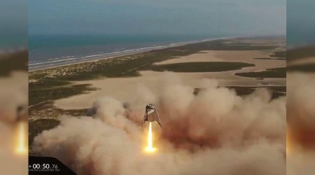 Starhopper 150 metre yüksekliğe çıktı