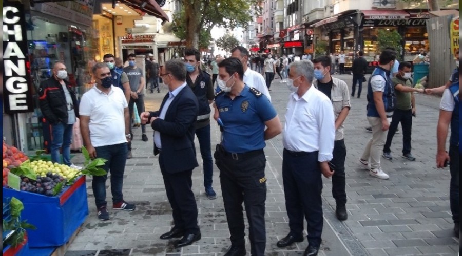 Taksim'de i� yerleri denetlendi