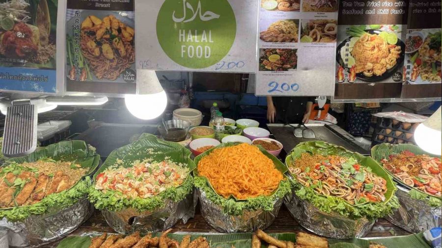 Tayland'da Müslüman turistler için helal sertifikalı restoranlar