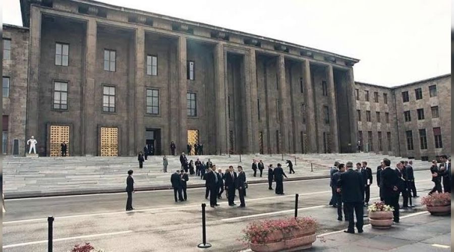 TBMM'ye ziyaretçi girişinde yeni karar