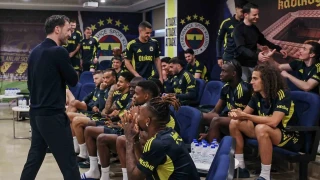 Tedesco, futbolcularla vedala�t�