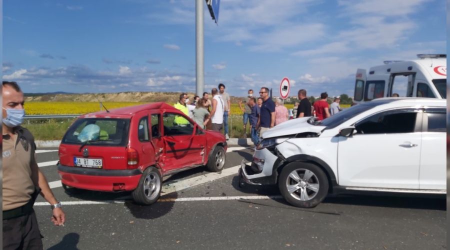 Tekirda�'da trafik kazas�: 1'i a��r 5 yaral�