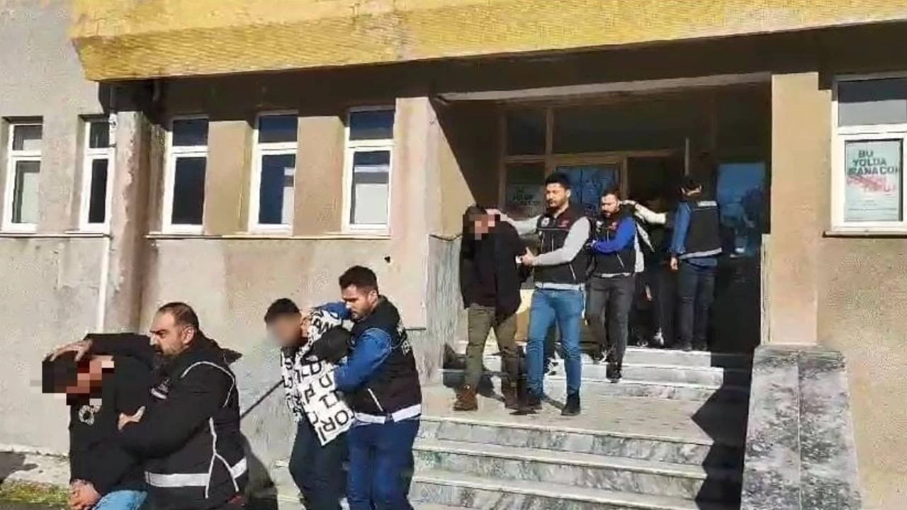 Torbac� itiraf�� oldu 12 ki�i g�zalt�na al�nd�