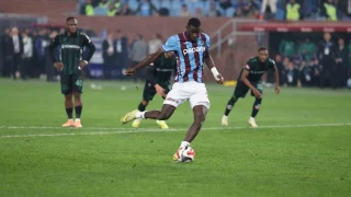 Trabzonspor umutlar�n� s�rd�rmek i�in Konya'da