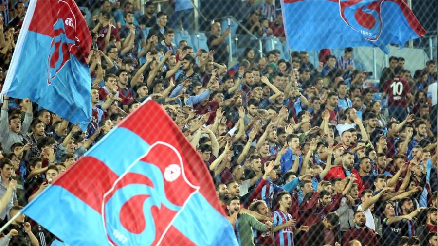 Trabzonsporlu taraftarlardan İsrail protestosu