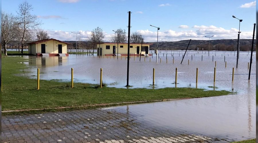 Trakya'da tarlalar sular alt�nda