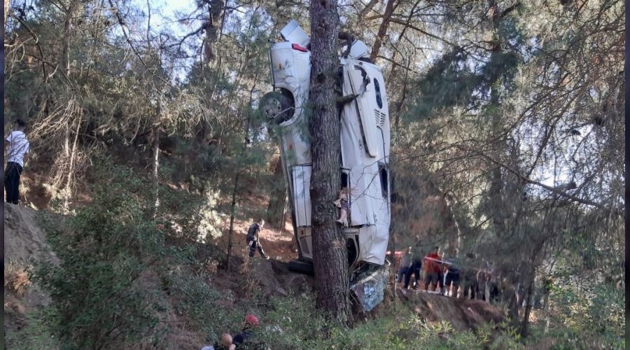 Türbe ziyareti dönüşü kaza: 6 ölü, 11 yaralı