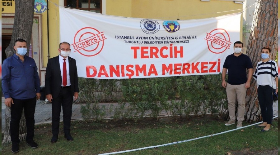 Turgutlu'da üniversite tercih merkezleri açıldı