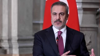 Türkiye'nin 13 yıl sonra ilk kez davet edildiği Arap Ligi toplantısında konuşan Dışişleri Bakanı Fidan, bölgesel istikrar ve güvenlik için birlikte çalışma çağrısı yaptı