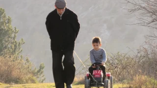 Türkiye'nin en yaşlı ve en genç nüfusa sahip illeri belli oldu