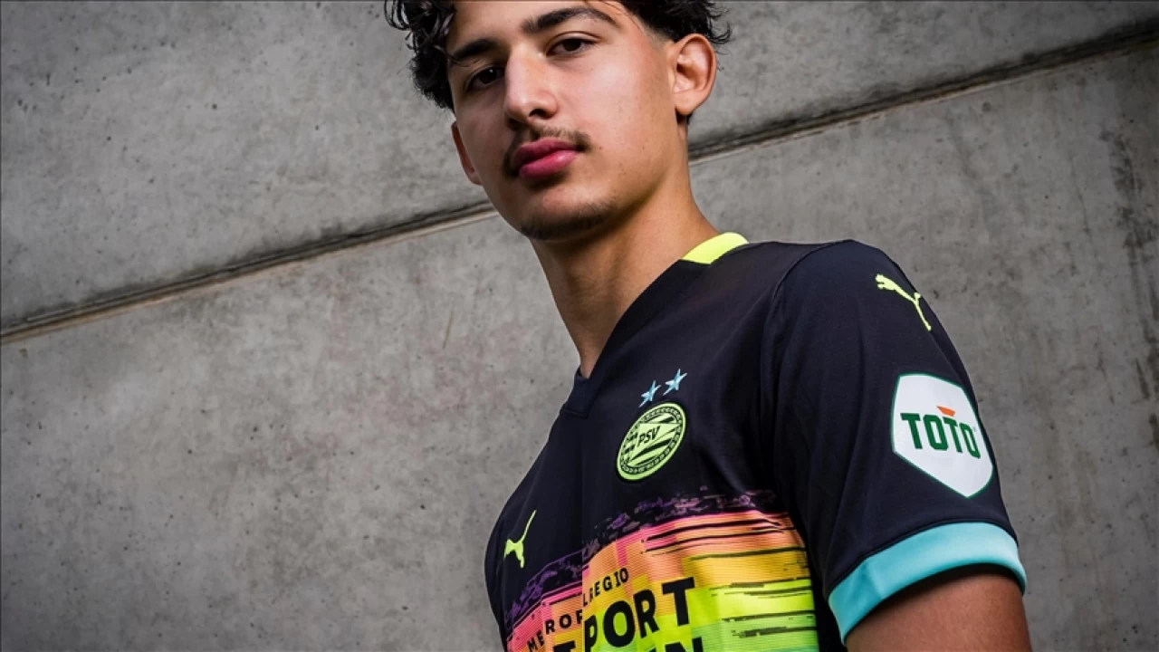 Umut vadeden genç Türk PSV'de