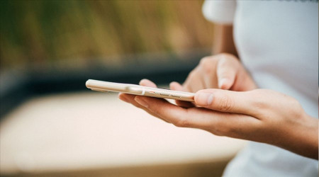 Üniversite öğrencilerine telefon desteğinde şartlar belirlendi