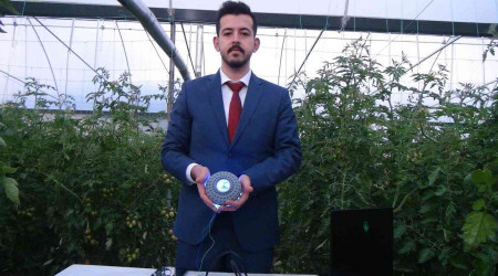 Üniversite öğrencisi böcekleri tarım alanından uzaklaştıran cihaz geliştirdi