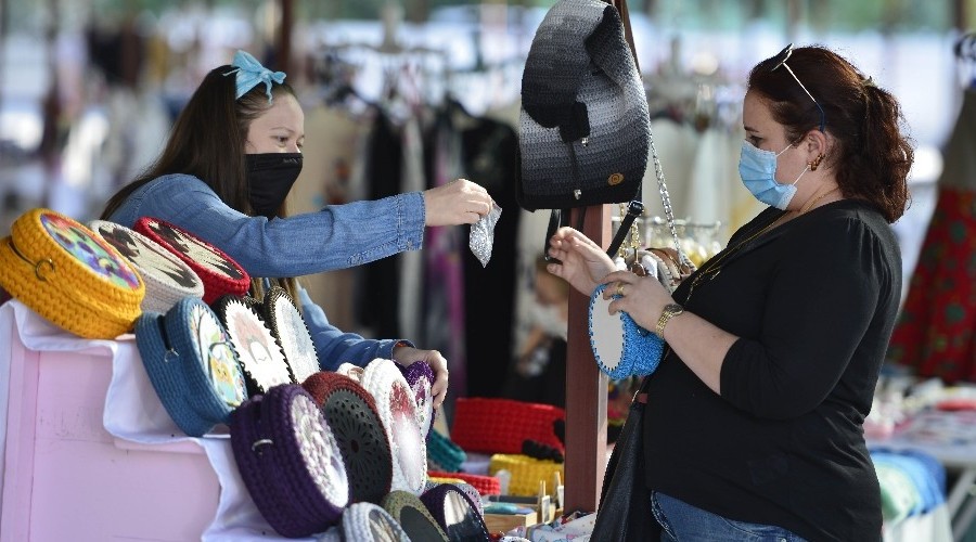 �reten Eller Pazar�'na yo�un ilgi