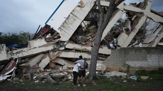 Venezuela'da y�k�c� depremler sonras� 68 binden fazla ki�i h�l� bulunamad�