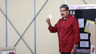 Venezuela'daki seçimleri Maduro'nun partisi kazandı