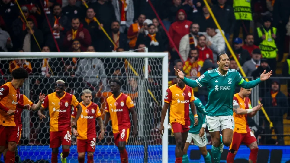 Virgil van Dijk ufak ufak Galatasaray'a yakla��yor