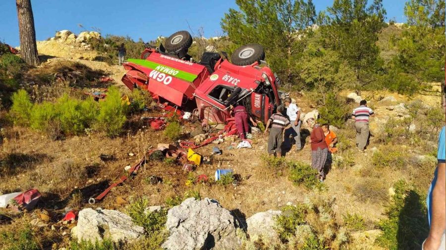 Yangna giden orman personeli kaza yapt: 3 yaral