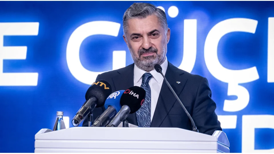 'Yapay zeka, g�r�nmez g��'
