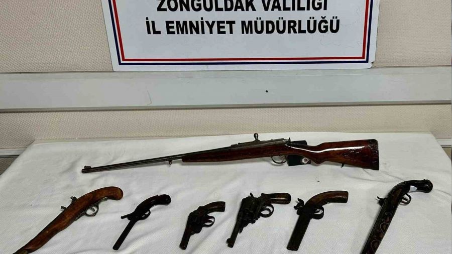 Yasadışı silah ticaretine polis baskını