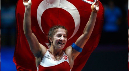 Yasemin Adar'dan tarihe geçen madalya