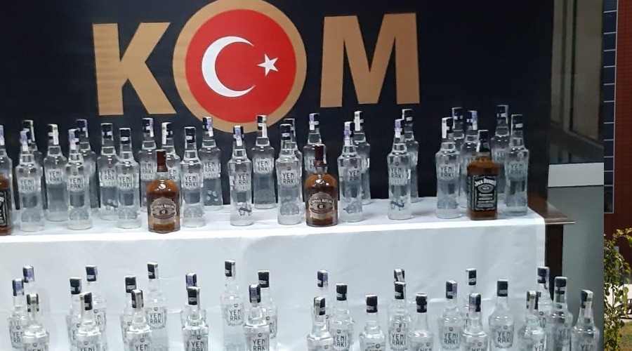 Yolcu otobüsünde kaçak içki yakalandı