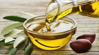 Zeytin ve zeytinyağı fiyatları düşmüyor