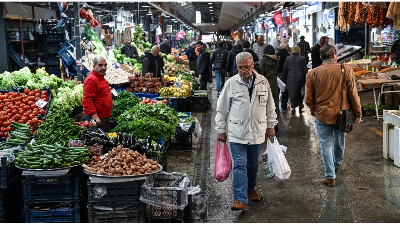 Zirai don sonrası sebze-meyve fiyatları fırladı