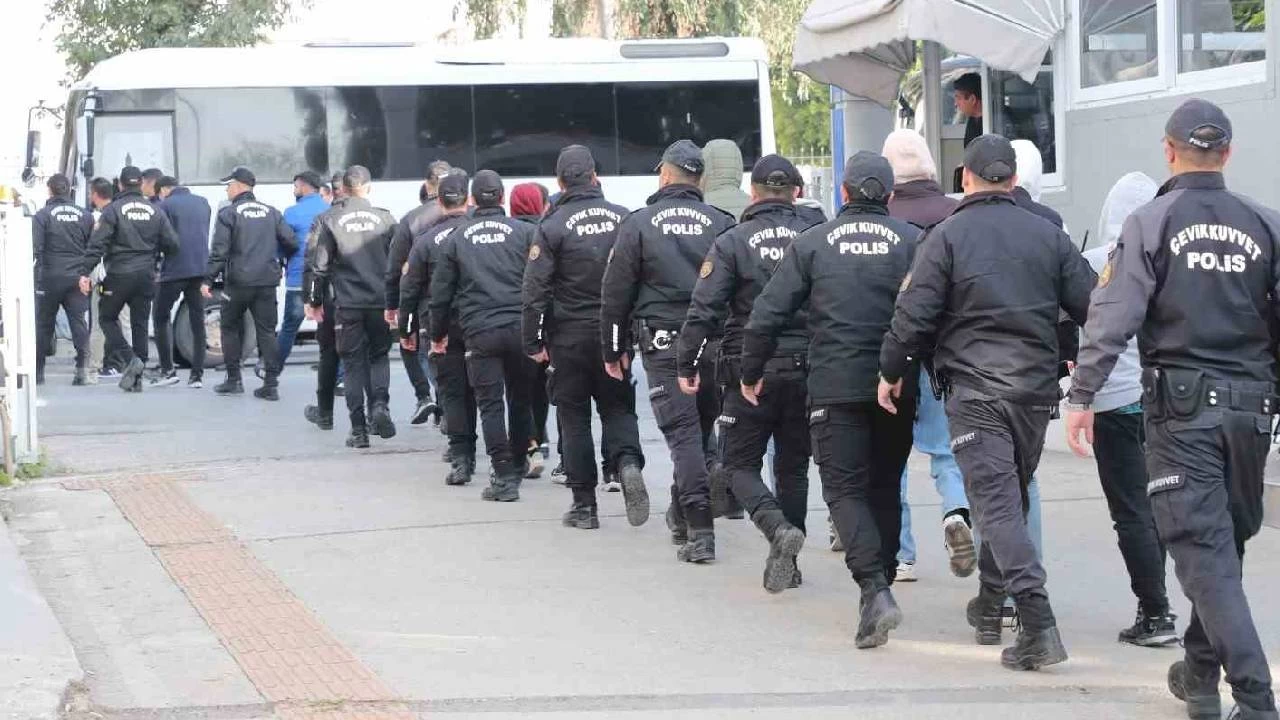 180 milyonluk sazan sarmalı operasyonu: 20 tutuklama