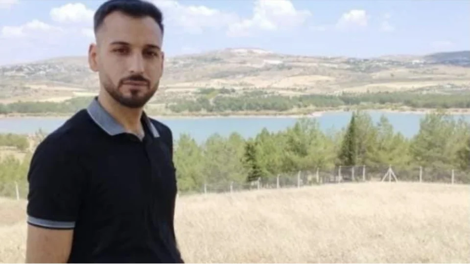 24 ya��ndaki genci �ld�ren san�klar hakk�nda m�talaa a��kland�