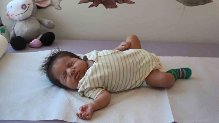 5 binde bir g�r�l�yor: Yemek borusu olmadan do�du
