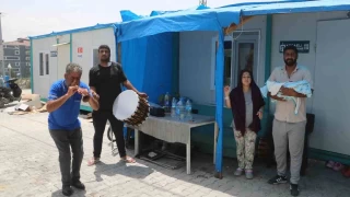 5 kızın ardından doğan erkek evlat davul ve zurnayla karşılandı