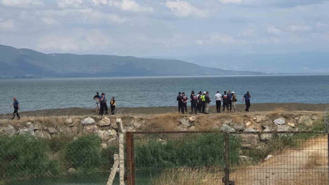 6 ya��ndaki �ocuk �znik G�l�'nde kayboldu