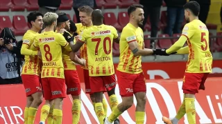 7 maç sonra ilk puanı hanesine yazdırdı